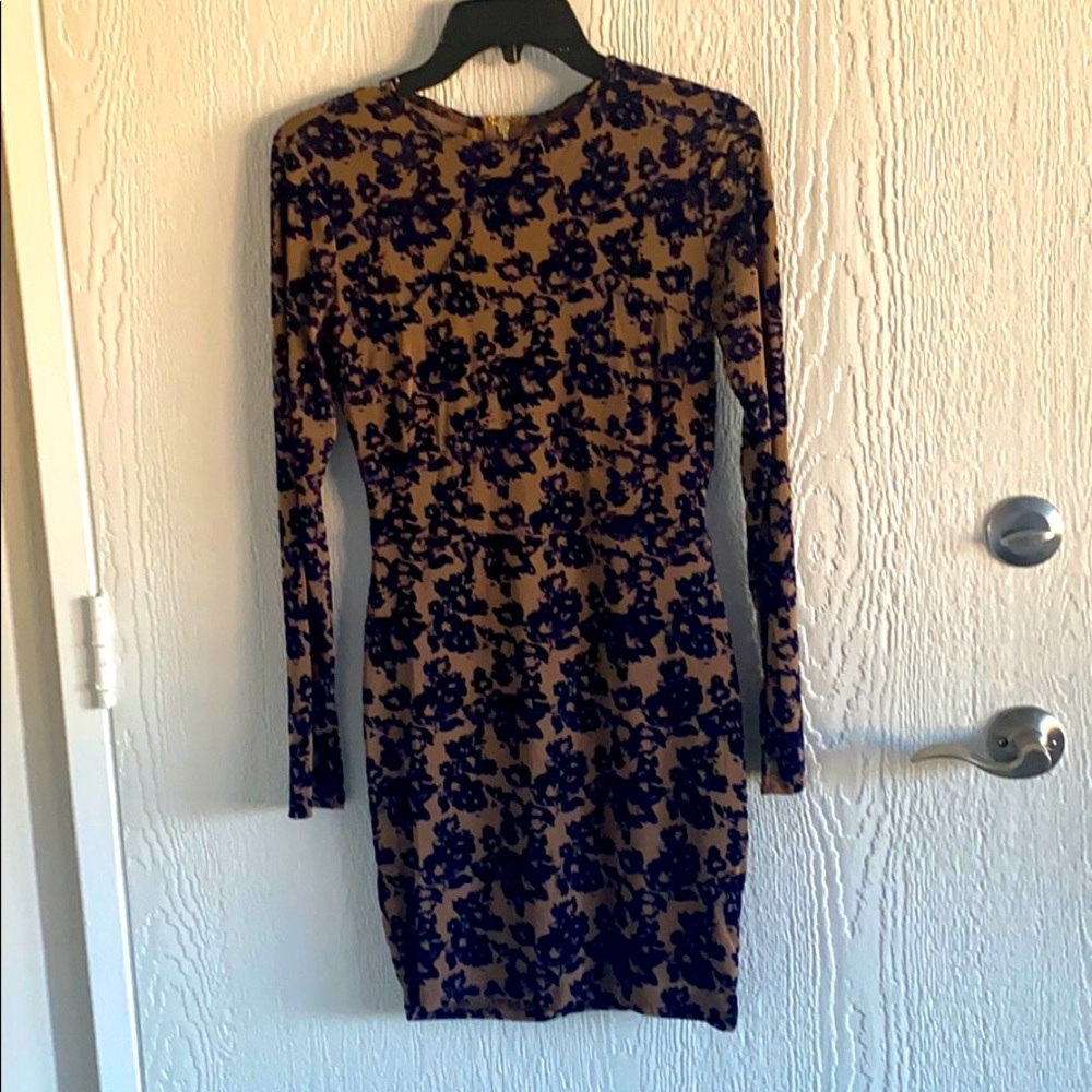 True Hues Velvet Dress 💙